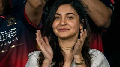 anushka sharma virat tulsi