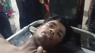 several people injured as unidentified people hurled crude bomb in nowda murshidabad district