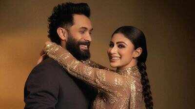 after separation from suraj nambiar mouni roy opens up about forgiveness healing moving on