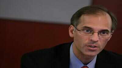 economist mark zandi who warned of us recession 39agrees39 with government39s restrictions on anthropic fable ai models