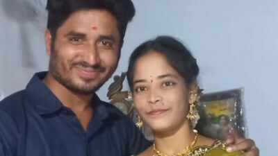 sushmita a native of mothkupally village in vikarabad district was married to g abhilash a bangle seller from gadipeddapur about 18 months ago