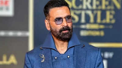 akshay kumar sells two premium mumbai apartments for rs 1238 crore earns nearly 38 appreciation